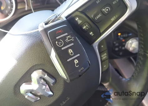 2020 Ram 1500 Laramie 4X4 5'7 Box z USA, uszkodzony, nr VIN 1C6SRFJT7LN188606